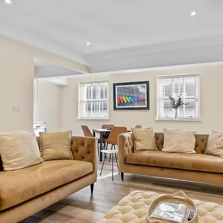 Apartamento Pass The Keys Stylish 2 Bed Town Centre